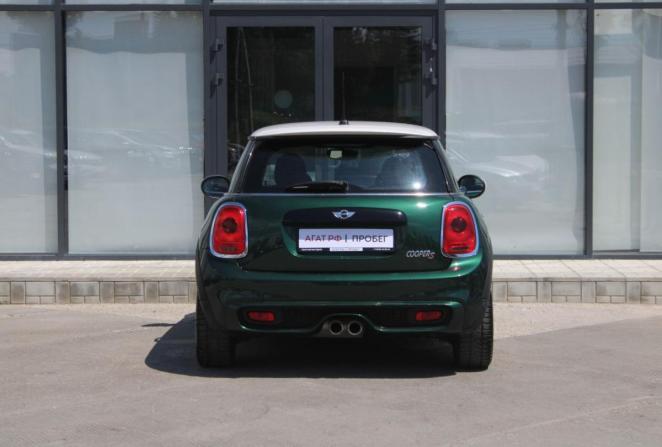 Mini Hatch III (F55/F56) с пробегом 2014 года, цена 1 675 000 рублей, 92633 км, хэтчбек, Автокод Объявления