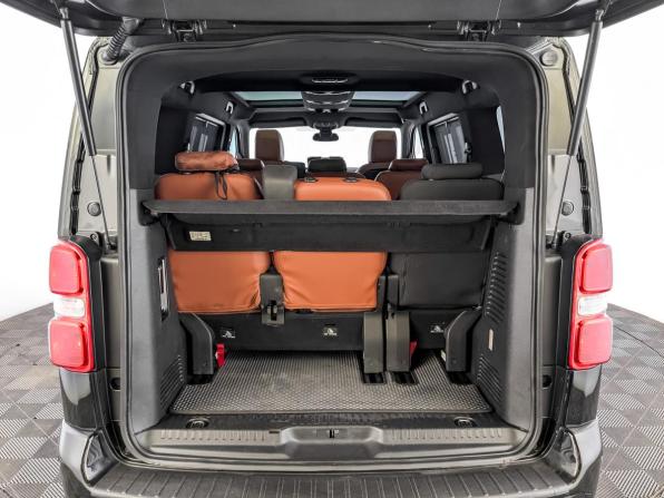 Peugeot Traveller I с пробегом 2018 года, цена 2 870 000 рублей, 128555 км, минивэн, Автокод Объявления