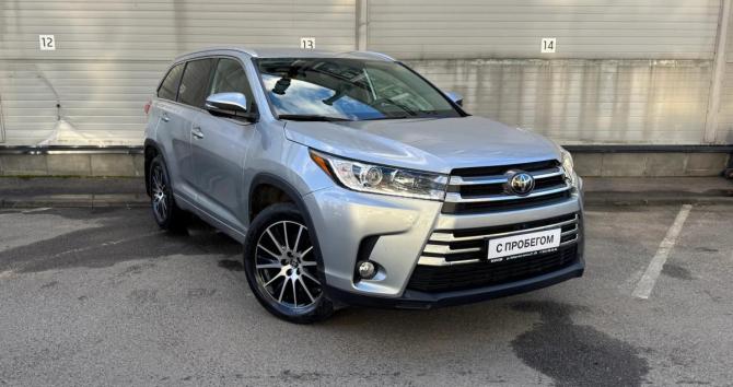 Toyota Highlander III (XU50) Рестайлинг с пробегом 2018 года, цена 3 779 000 рублей, 42688 км, внедорожник, Автокод Объявления