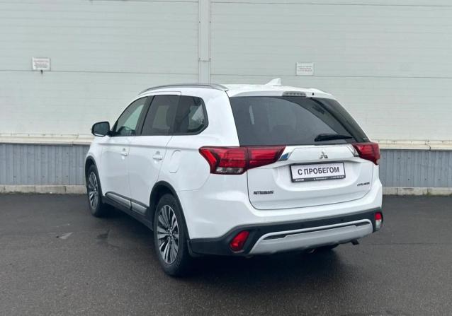 Mitsubishi Outlander III Рестайлинг 3 с пробегом 2019 года, цена 2 350 000 рублей, 105104 км, внедорожник, Автокод Объявления