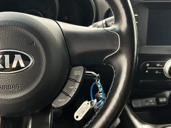 Kia Soul II Рестайлинг с пробегом 2018 года, цена 1 916 000 рублей, 59762 км, хэтчбек, Автокод Объявления
