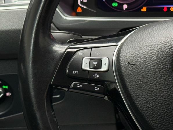 Volkswagen Tiguan II с пробегом 2019 года, цена 2 549 000 рублей, 133500 км, внедорожник, Автокод Объявления