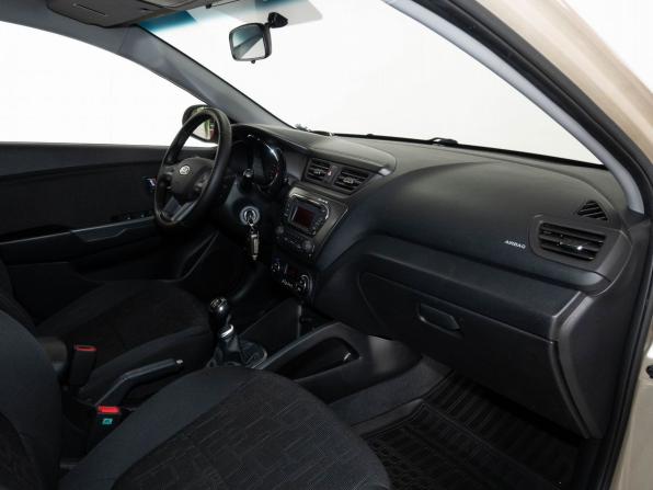 Kia Rio III с пробегом 2012 года, цена 930 000 рублей, 125000 км, хэтчбек, Автокод Объявления