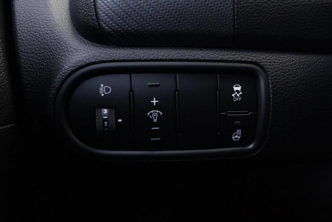 Kia Cerato III Рестайлинг (Classic) с пробегом 2019 года, цена 1 795 000 рублей, 106442 км, седан, Автокод Объявления