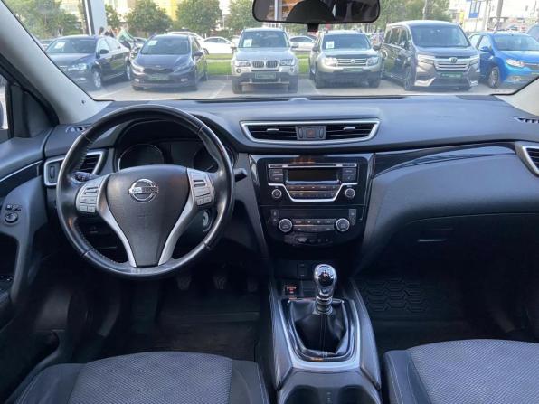 Nissan Qashqai II с пробегом 2017 года, цена 1 740 000 рублей, 103849 км, внедорожник, Автокод Объявления
