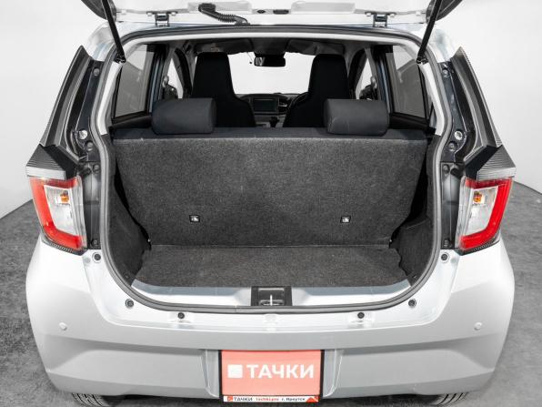Daihatsu Mira e:S II с пробегом 2021 года, цена 670 500 рублей, 97634 км, хэтчбек, Автокод Объявления