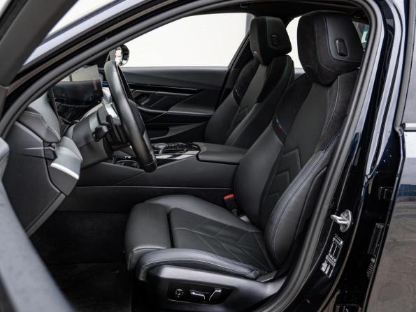 BMW 5 серии VIII (G60/G61/G68) с пробегом 2023 года, цена 6 750 000 рублей, 39342 км, седан, Автокод Объявления