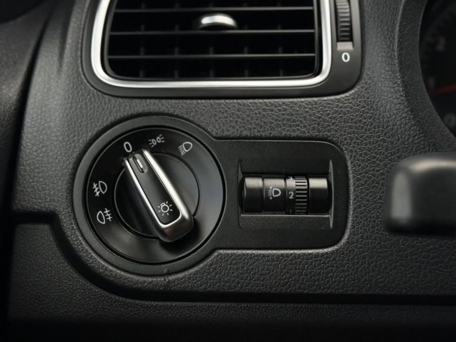 Volkswagen Polo V Новосибирск  - изображение 19