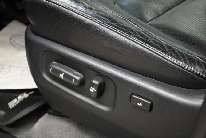Toyota Land Cruiser 200 Series Рестайлинг 1 с пробегом 2012 года, цена 4 169 000 рублей, 149086 км, внедорожник, Автокод Объявления