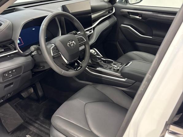 Toyota Highlander IV (XU70) с пробегом 2025 года, цена 5 730 000 рублей, 10 км, внедорожник, Автокод Объявления
