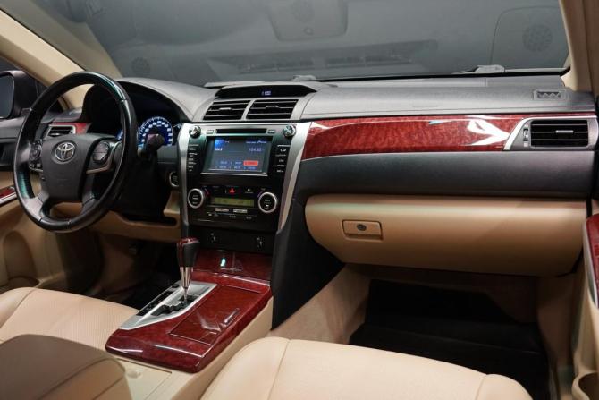 Toyota Camry VII (XV50) с пробегом 2014 года, цена 1 680 000 рублей, 246615 км, седан, Автокод Объявления