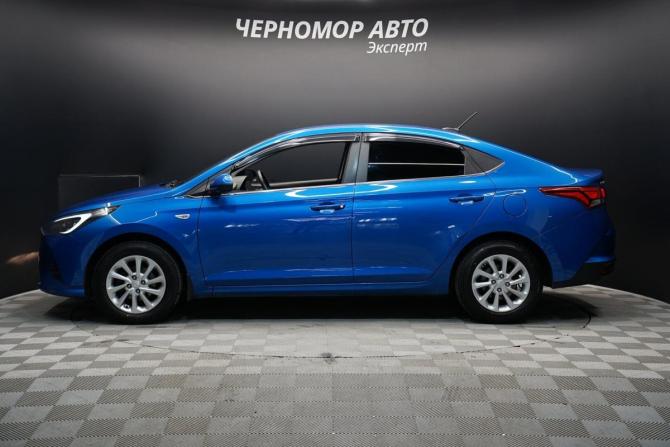 Hyundai Solaris II Рестайлинг с пробегом 2020 года, цена 1 740 000 рублей, 134400 км, седан, Автокод Объявления
