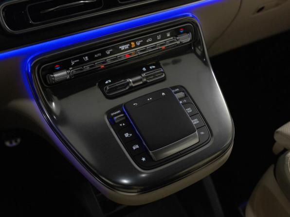 Новый Mercedes-Benz V-Класс III (W447) Рестайлинг 2 2026 года, цена 15 550 000 рублей, минивэн, Автокод Объявления