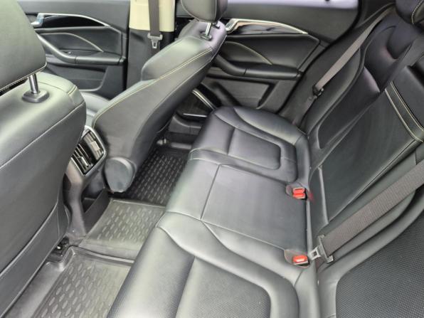 FAW Bestune B70 I с пробегом 2023 года, цена 1 790 000 рублей, 45000 км, лифтбек, Автокод Объявления