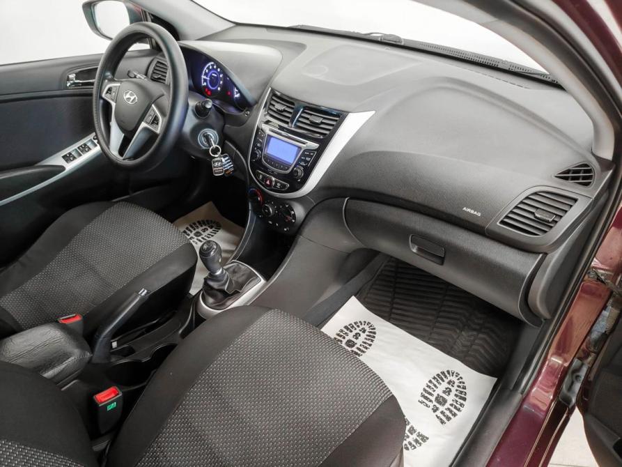 Hyundai Solaris I Тула  - изображение 6