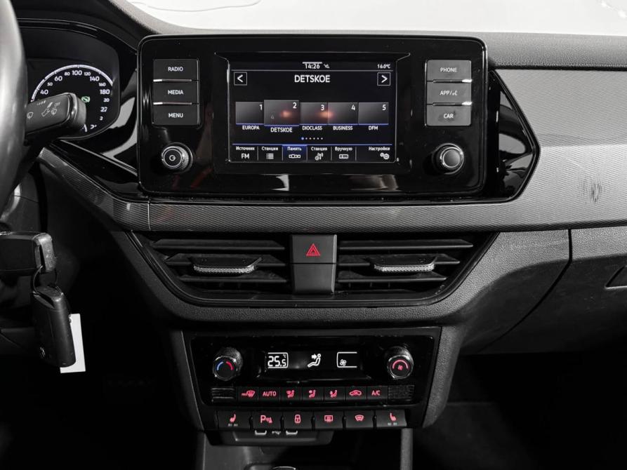 Volkswagen Polo VI Санкт-Петербург  - изображение 17