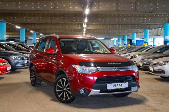 Mitsubishi Outlander III Рестайлинг с пробегом 2014 года, цена 1 595 000 рублей, 201366 км, внедорожник, Автокод Объявления