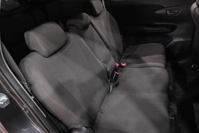 Toyota Wish II Рестайлинг с пробегом 2014 года, цена 1 699 000 рублей, 84000 км, минивэн, Автокод Объявления
