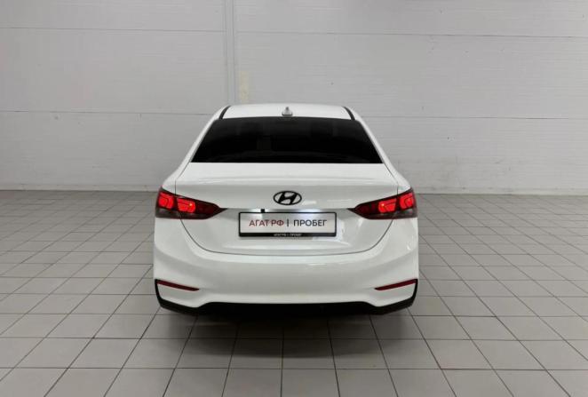 Hyundai Solaris II с пробегом 2019 года, цена 1 420 000 рублей, 107712 км, седан, Автокод Объявления
