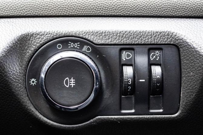 Chevrolet Cruze I Рестайлинг с пробегом 2013 года, цена 599 000 рублей, 261813 км, седан, Автокод Объявления