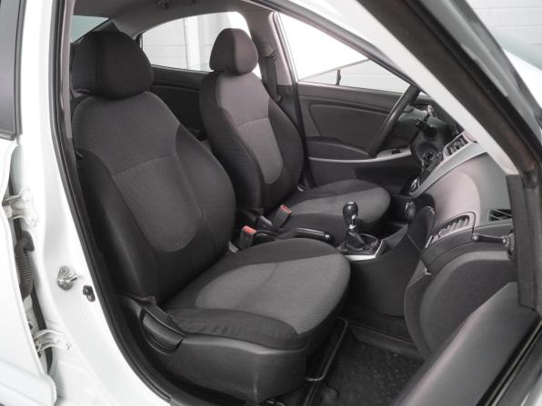 Hyundai Solaris I с пробегом 2013 года, цена 699 000 рублей, 223513 км, седан, Автокод Объявления