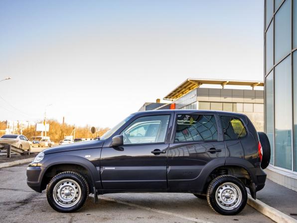 Chevrolet Niva I Рестайлинг с пробегом 2018 года, цена 739 000 рублей, 146468 км, внедорожник, Автокод Объявления
