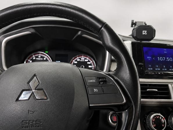Mitsubishi Xpander I с пробегом 2022 года, цена 2 079 000 рублей, 89510 км, внедорожник, Автокод Объявления