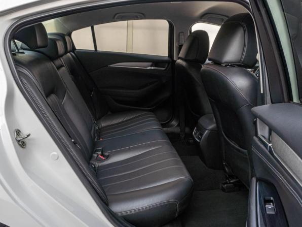 Mazda 6 III (GJ) Рестайлинг 2 с пробегом 2020 года, цена 2 649 000 рублей, 105402 км, седан, Автокод Объявления