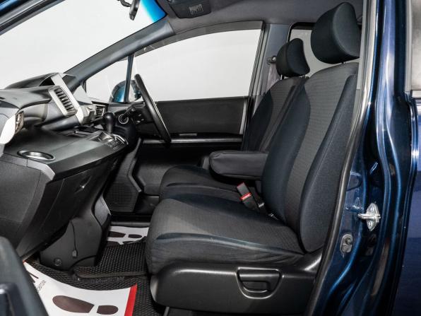 Honda Freed I с пробегом 2010 года, цена 955 000 рублей, 136256 км, компактвэн, Автокод Объявления