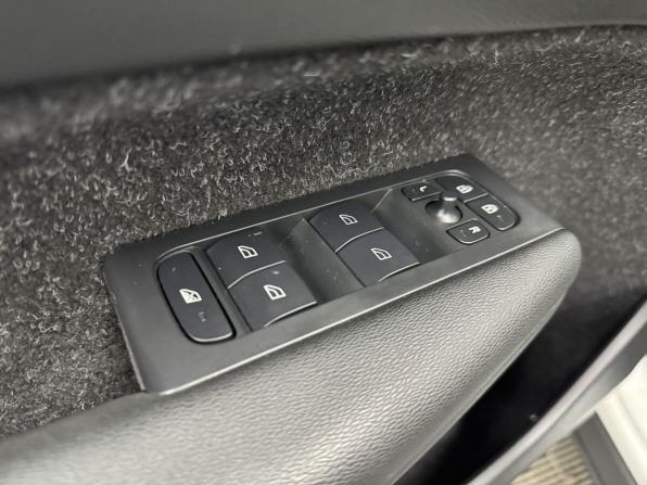 Volvo XC40 I с пробегом 2019 года, цена 2 630 000 рублей, 101631 км, внедорожник, Автокод Объявления