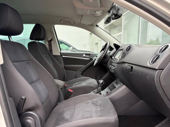Volkswagen Tiguan I Рестайлинг с пробегом 2012 года, цена 1 495 000 рублей, 107000 км, внедорожник, Автокод Объявления