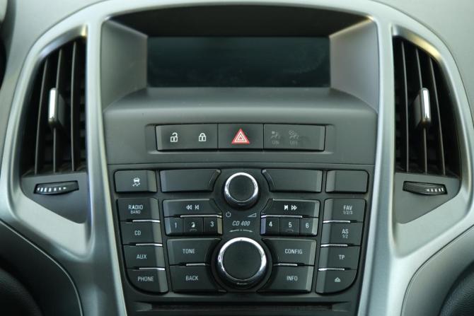 Opel Astra J Рестайлинг с пробегом 2012 года, цена 799 000 рублей, 123464 км, хэтчбек, Автокод Объявления