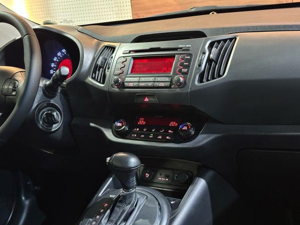 Kia Sportage III с пробегом 2012 года, цена 1 499 990 рублей, 104857 км, внедорожник, Автокод Объявления