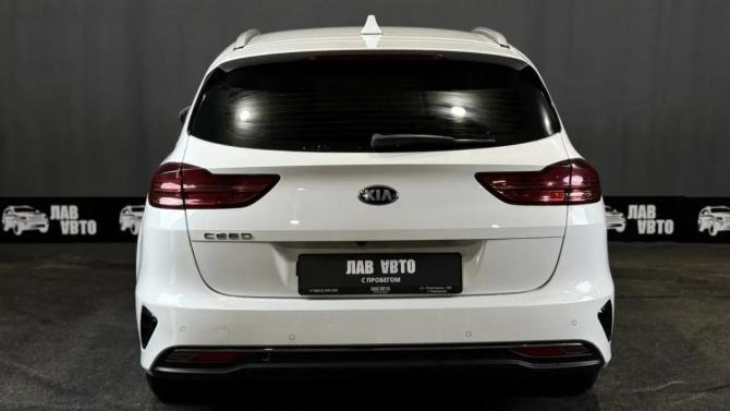 Kia Ceed III с пробегом 2021 года, цена 1 990 000 рублей, 70600 км, универсал, Автокод Объявления