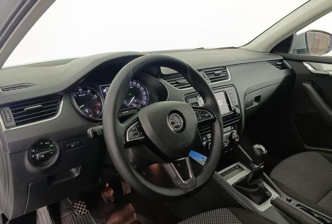 Skoda Octavia III (A7) с пробегом 2017 года, цена 1 225 000 рублей, 218603 км, лифтбек, Автокод Объявления