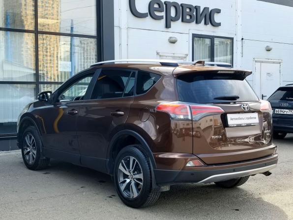 Toyota RAV4 IV (XA40) Рестайлинг с пробегом 2017 года, цена 2 300 000 рублей, 124630 км, внедорожник, Автокод Объявления