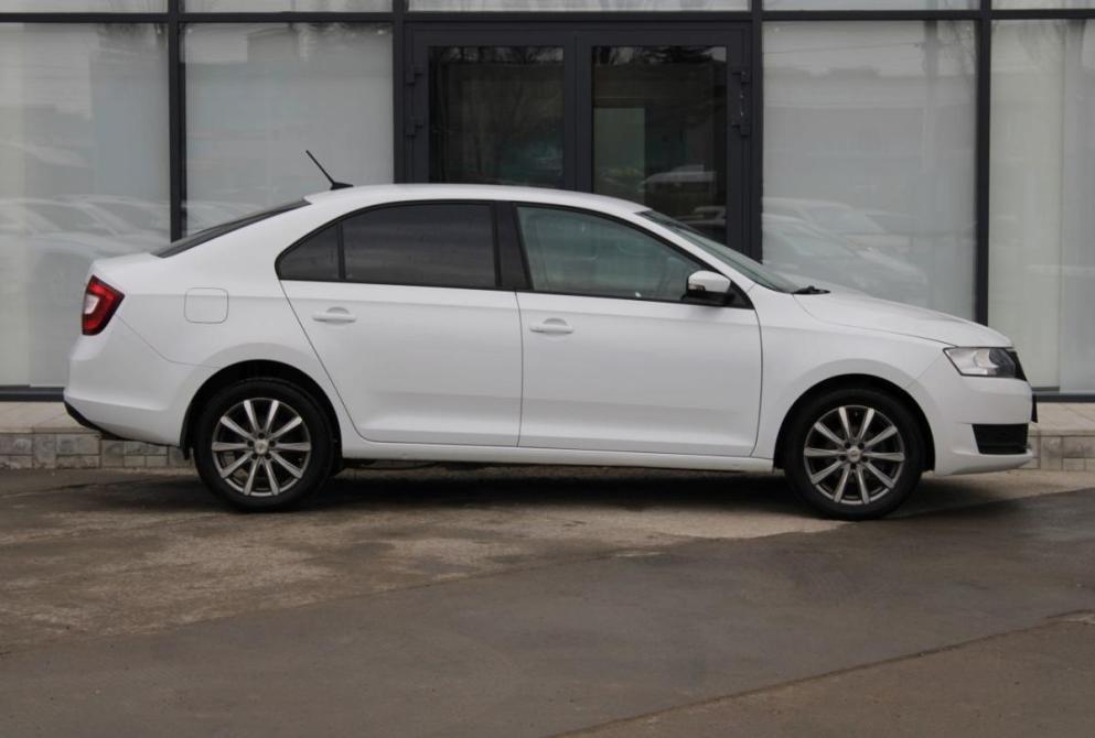 Skoda Rapid I Рестайлинг Саратов  - изображение 5