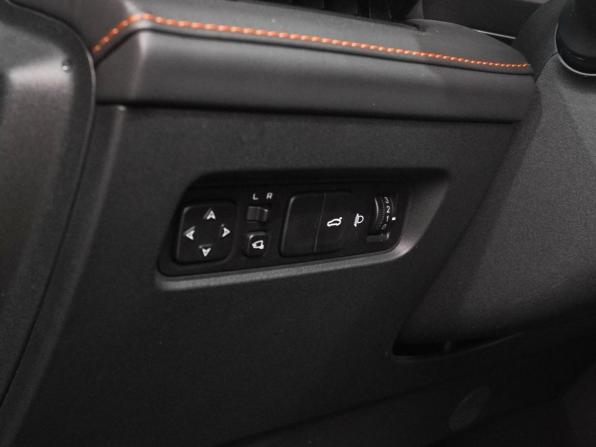 Changan UNI-V I с пробегом 2024 года, цена 2 299 000 рублей, 26452 км, лифтбек, Автокод Объявления