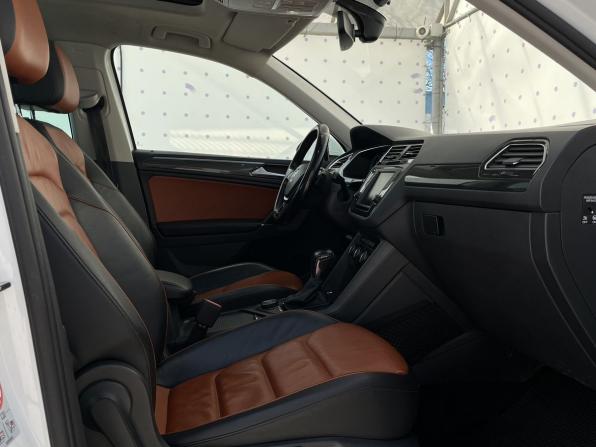 Volkswagen Tiguan II с пробегом 2017 года, цена 2 370 000 рублей, 199736 км, внедорожник, Автокод Объявления