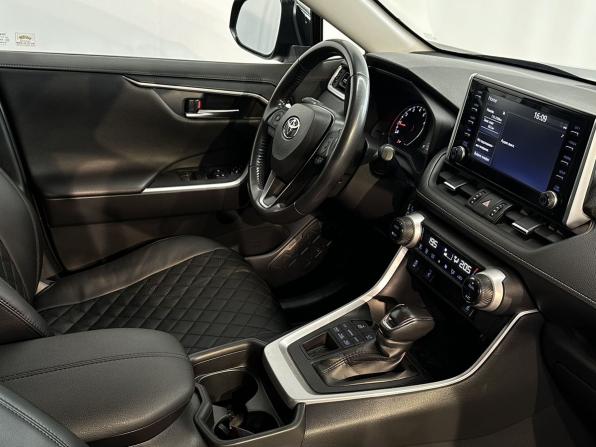 Toyota RAV4 V (XA50) с пробегом 2019 года, цена 3 150 000 рублей, 115600 км, внедорожник, Автокод Объявления