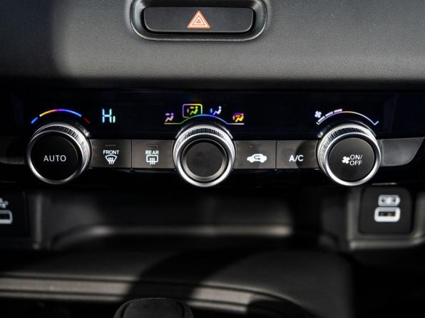 Honda Vezel II с пробегом 2025 года, цена 2 600 000 рублей, 1223 км, внедорожник, Автокод Объявления