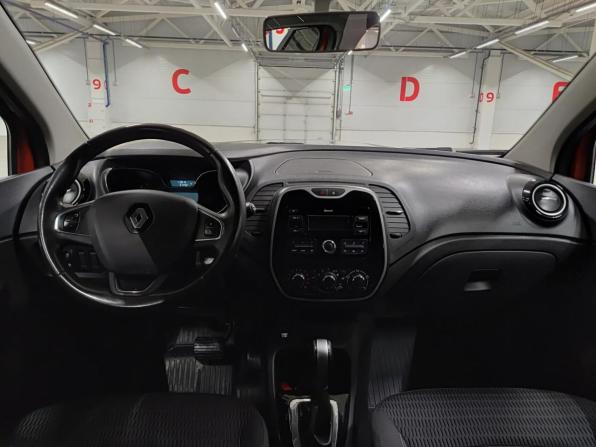 Renault Kaptur I с пробегом 2017 года, цена 1 475 000 рублей, 113492 км, внедорожник, Автокод Объявления