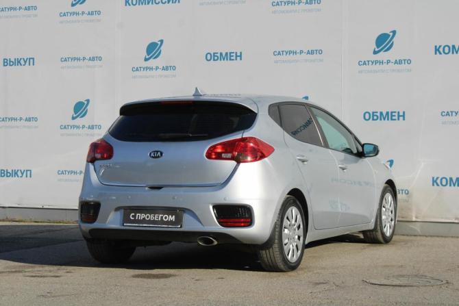 Kia Ceed II Рестайлинг с пробегом 2017 года, цена 1 250 000 рублей, 110000 км, хэтчбек, Автокод Объявления