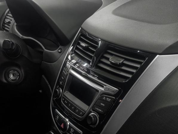 Hyundai Solaris I с пробегом 2014 года, цена 1 019 900 рублей, 111500 км, хэтчбек, Автокод Объявления
