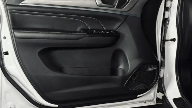 Haval M6 II с пробегом 2023 года, цена 1 750 000 рублей, 54700 км, внедорожник, Автокод Объявления