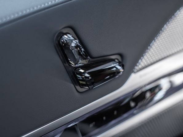 Новый BMW 7 серии VII (G70) 2024 года, цена 25 867 300 рублей, седан, Автокод Объявления