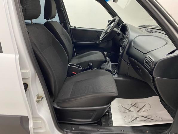 Chevrolet Niva I Рестайлинг с пробегом 2018 года, цена 730 000 рублей, 123487 км, внедорожник, Автокод Объявления