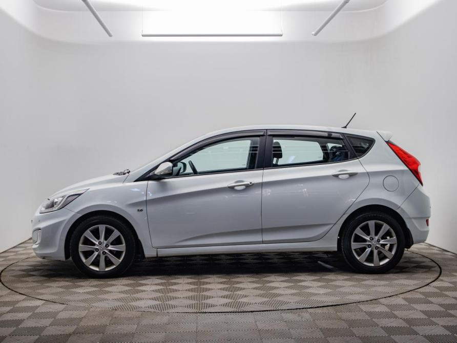 Hyundai Solaris I Москва  - изображение 2