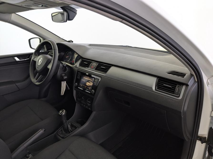 Skoda Rapid I Рестайлинг Москва  - изображение 11