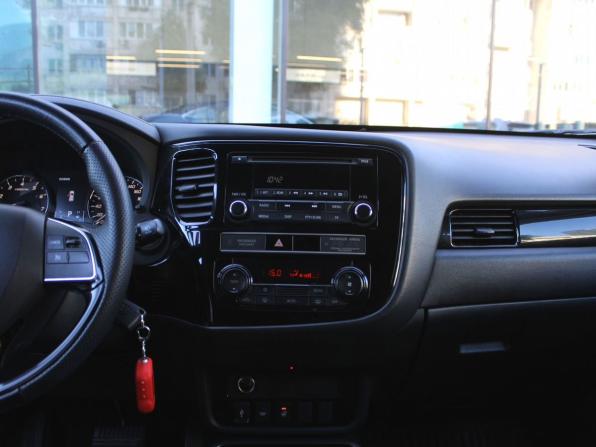 Mitsubishi Outlander III Рестайлинг 3 с пробегом 2018 года, цена 2 080 000 рублей, 121050 км, внедорожник, Автокод Объявления